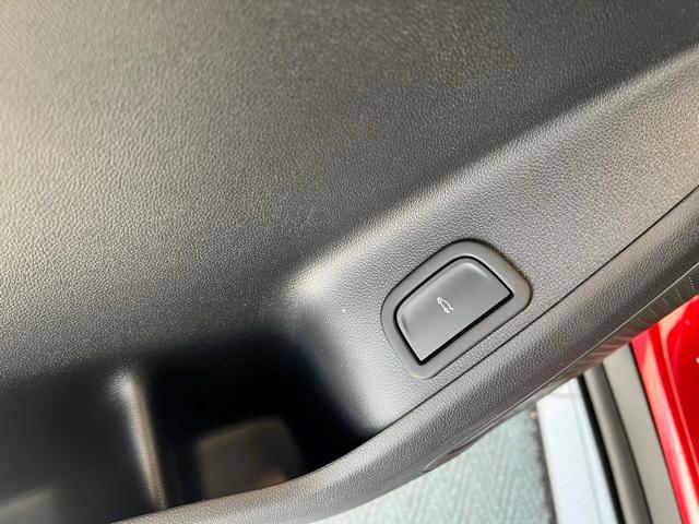 new 2026 Chevrolet Traverse car, priced at $41,937