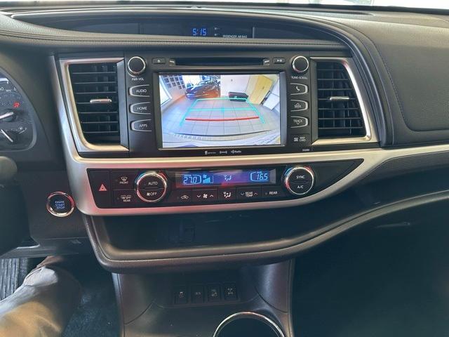 used 2019 Toyota Highlander car, priced at $24,999