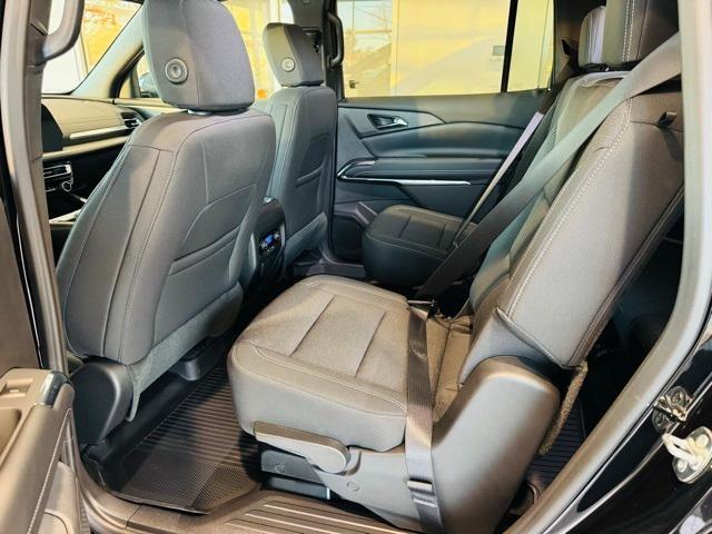 new 2026 Chevrolet Traverse car, priced at $41,260