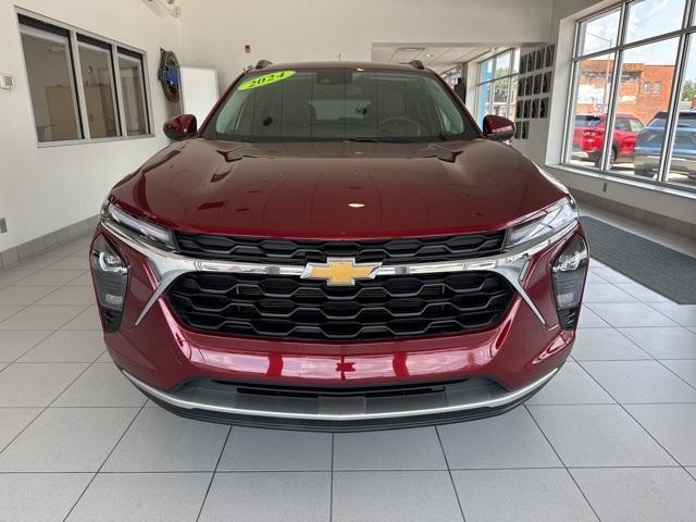 used 2024 Chevrolet Trax car, priced at $22,679