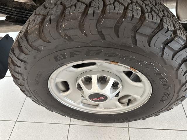 used 2024 GMC Sierra 2500 car, priced at $44,995