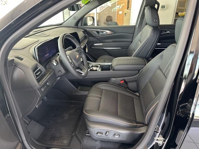 new 2025 Chevrolet Traverse car, priced at $52,150