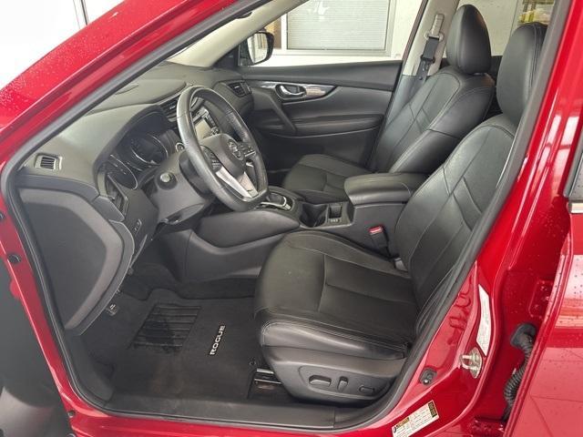 used 2017 Nissan Rogue car, priced at $15,675