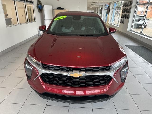 used 2024 Chevrolet Trax car, priced at $19,995
