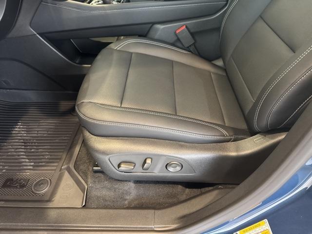 new 2026 Chevrolet Traverse car, priced at $41,876