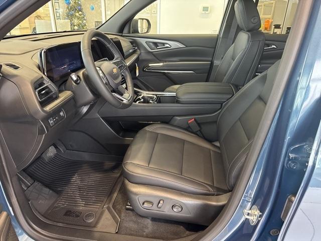 new 2026 Chevrolet Traverse car, priced at $41,876