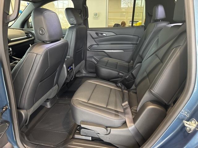 new 2026 Chevrolet Traverse car, priced at $41,876