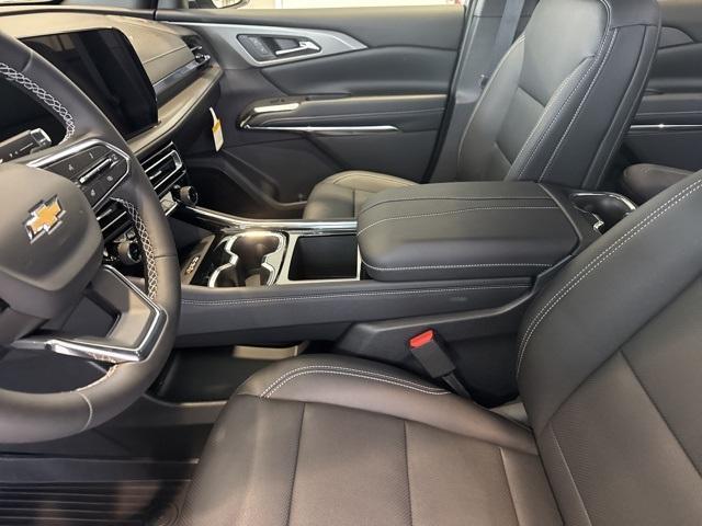 new 2026 Chevrolet Traverse car, priced at $41,876