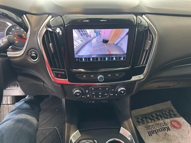 used 2021 Chevrolet Traverse car, priced at $23,999