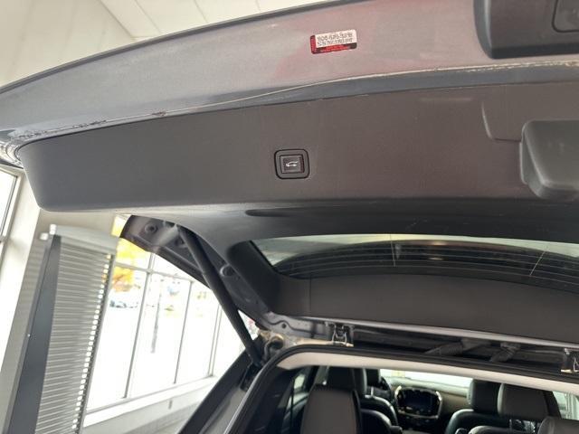 used 2021 Chevrolet Traverse car, priced at $21,995