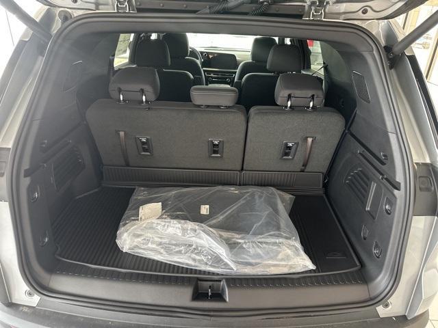 new 2025 Chevrolet Traverse car, priced at $41,669