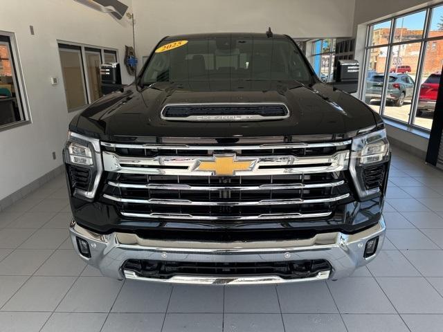 new 2025 Chevrolet Silverado 3500 car, priced at $66,363