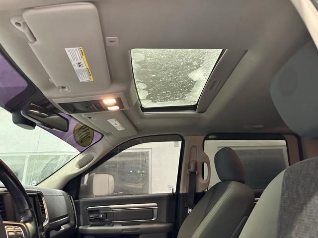 used 2019 Ram 1500 Classic car, priced at $25,556