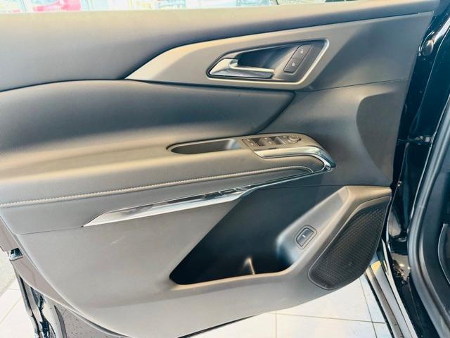 new 2026 Chevrolet Traverse car, priced at $43,708