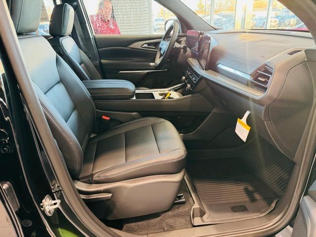 new 2026 Chevrolet Traverse car, priced at $43,708