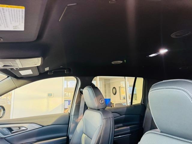 new 2026 Chevrolet Traverse car, priced at $43,708