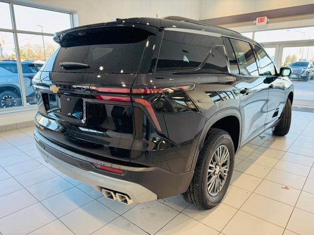 new 2026 Chevrolet Traverse car, priced at $43,708