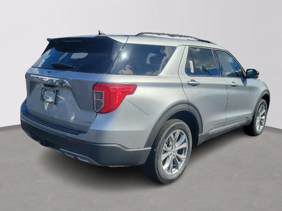 new 2024 Ford Explorer car, priced at $49,869