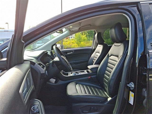used 2022 Ford Edge car, priced at $23,998