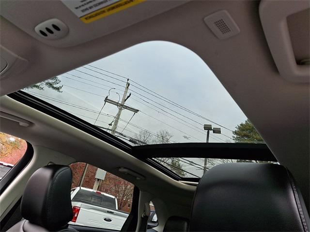 used 2022 Ford Edge car, priced at $26,398