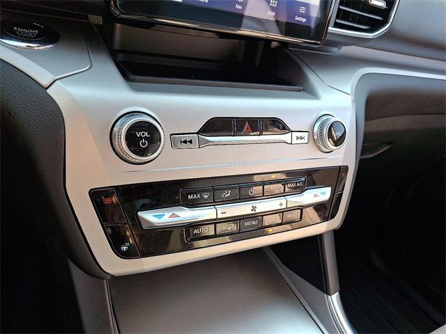 used 2022 Ford Explorer car, priced at $31,998