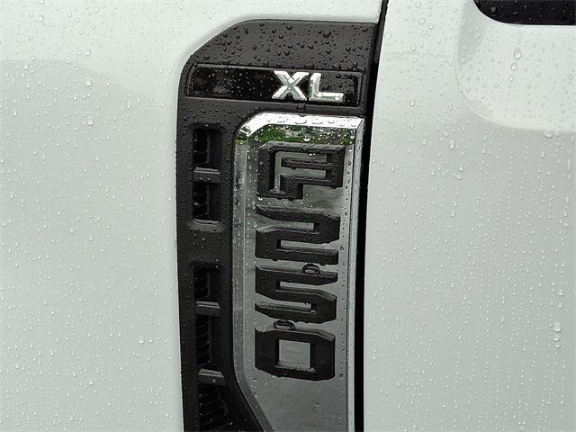 new 2025 Ford F-250 car, priced at $49,563