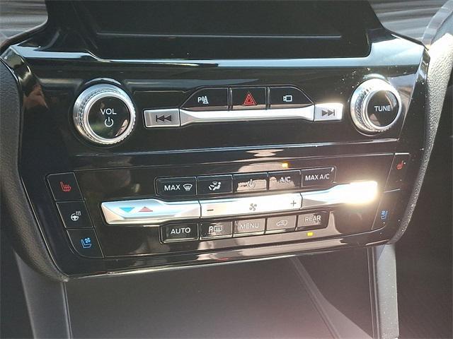used 2022 Ford Explorer car, priced at $33,998