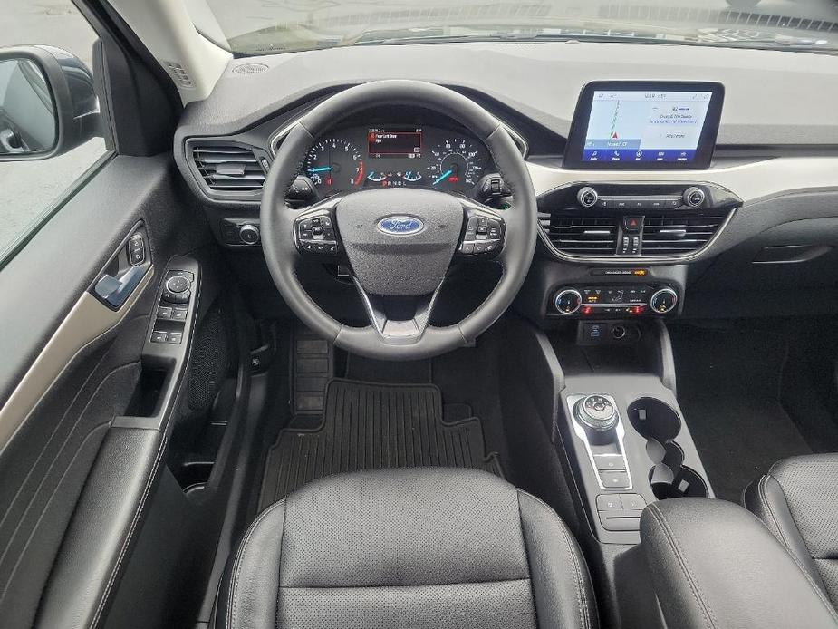 used 2022 Ford Escape car, priced at $24,398