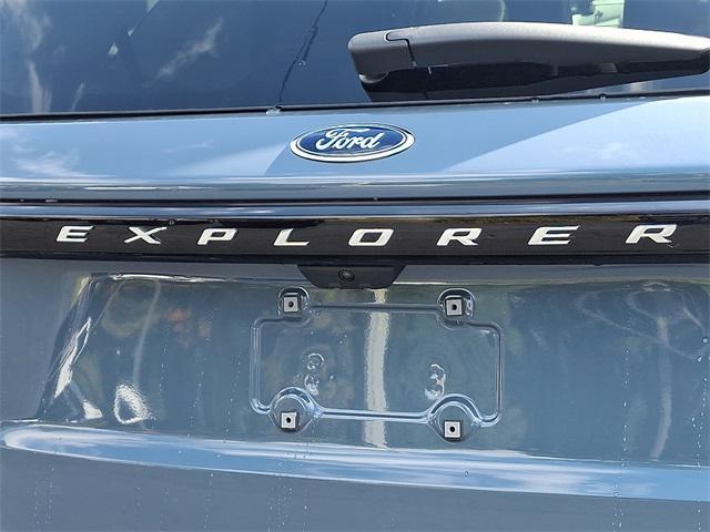new 2025 Ford Explorer car, priced at $51,305