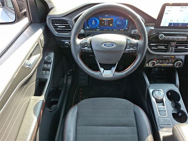used 2022 Ford Escape car, priced at $24,998