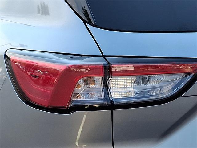 used 2022 Ford Escape car, priced at $24,998