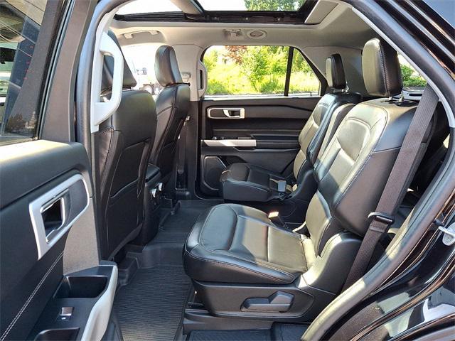 used 2022 Ford Explorer car, priced at $31,900