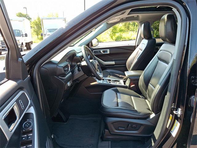 used 2022 Ford Explorer car, priced at $31,900