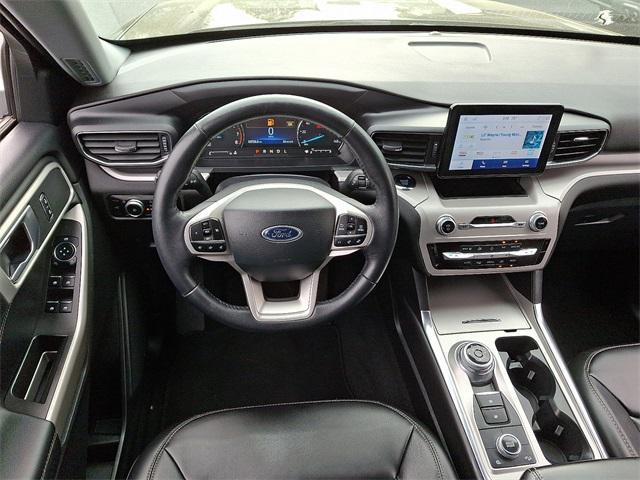 used 2023 Ford Explorer car, priced at $27,900