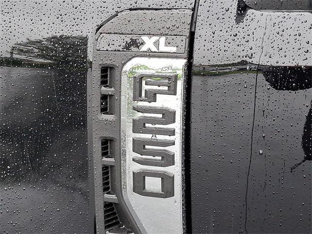 new 2025 Ford F-250 car, priced at $49,851