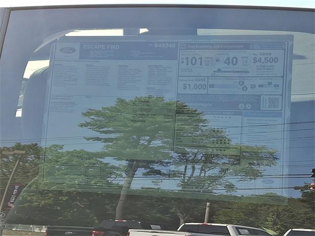 new 2025 Ford Escape PHEV car, priced at $38,371