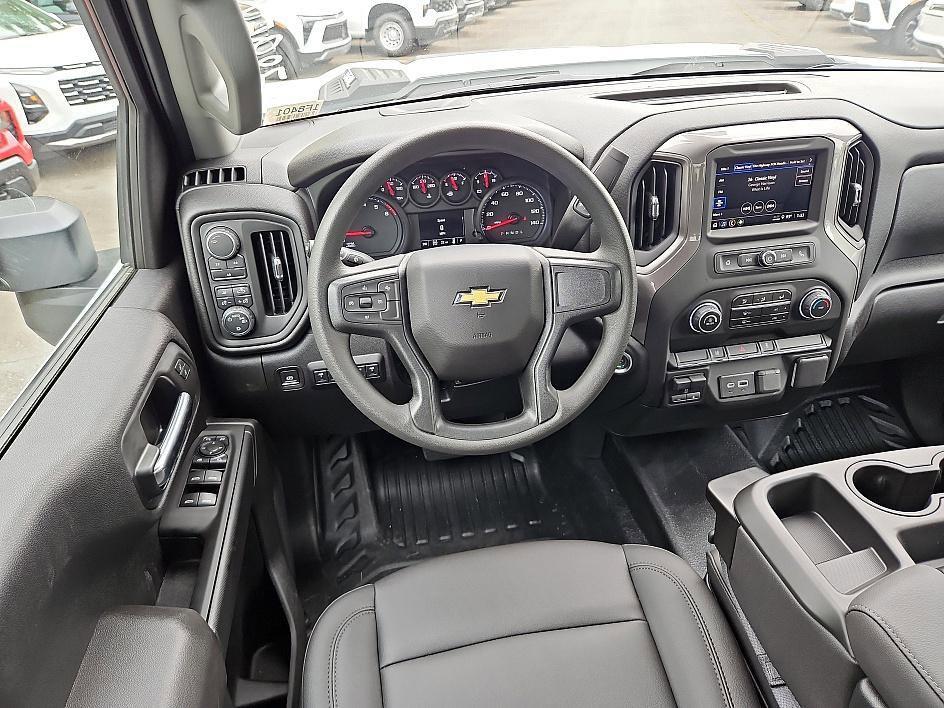 new 2025 Chevrolet Silverado 2500 car, priced at $47,818