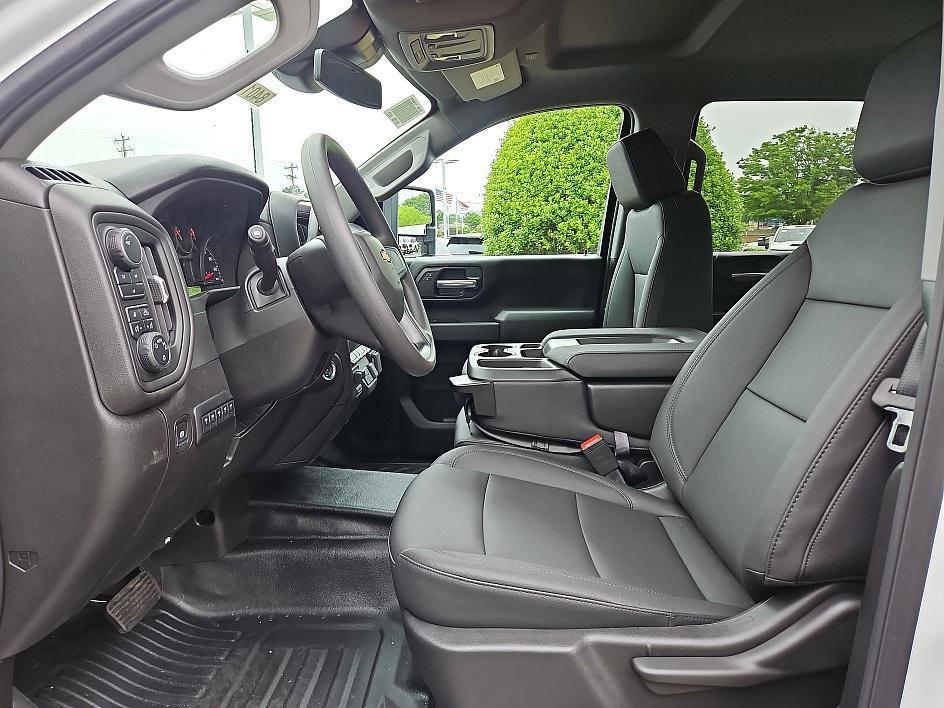 new 2025 Chevrolet Silverado 2500 car, priced at $47,818