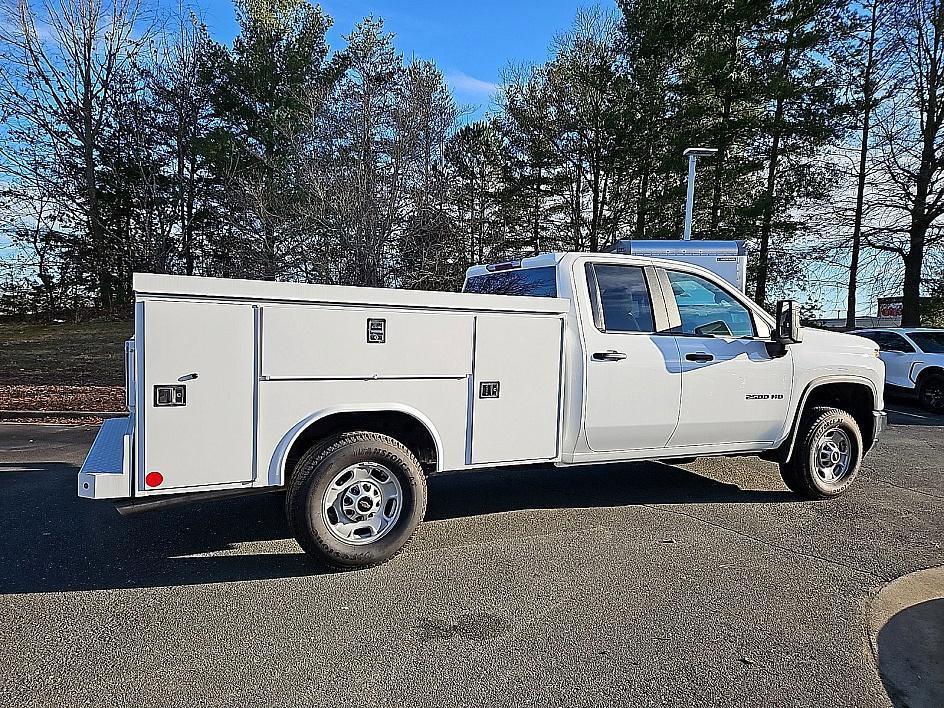 new 2024 Chevrolet Silverado 2500 car, priced at $42,228