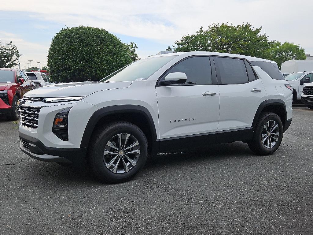 new 2026 Chevrolet Equinox car, priced at $31,995