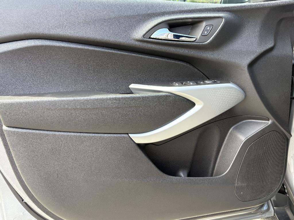 used 2024 Chevrolet Trax car, priced at $22,887