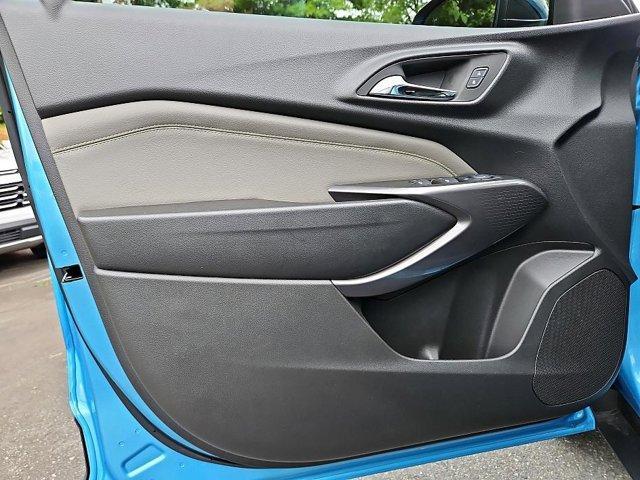 new 2025 Chevrolet Trax car, priced at $24,035