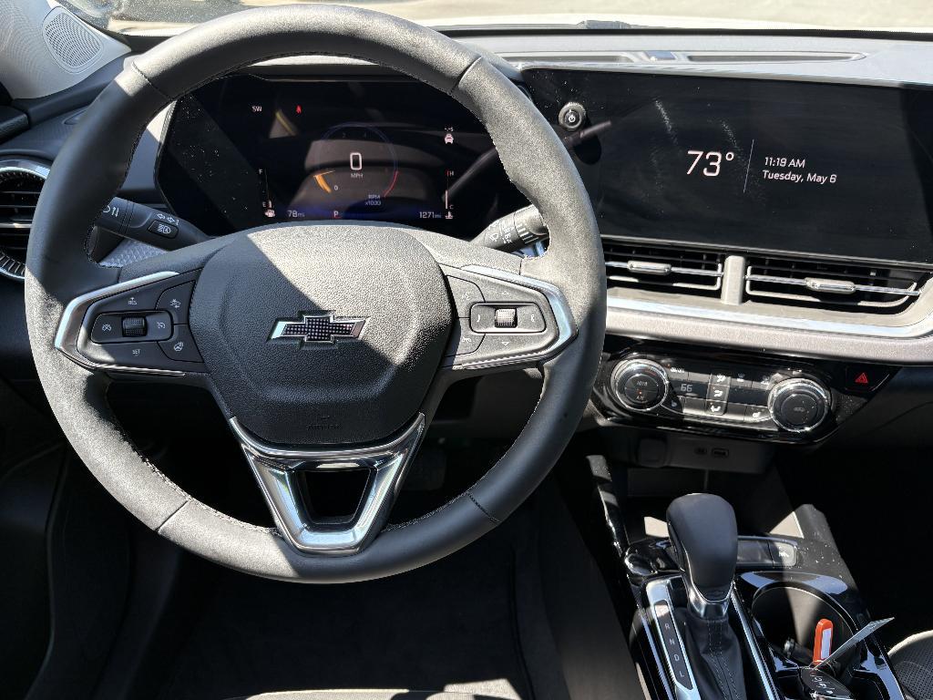 used 2025 Chevrolet Trax car, priced at $23,965