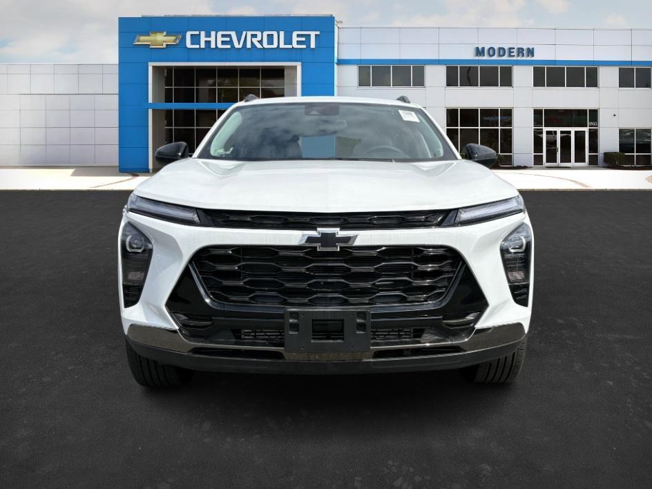 used 2025 Chevrolet Trax car, priced at $24,768