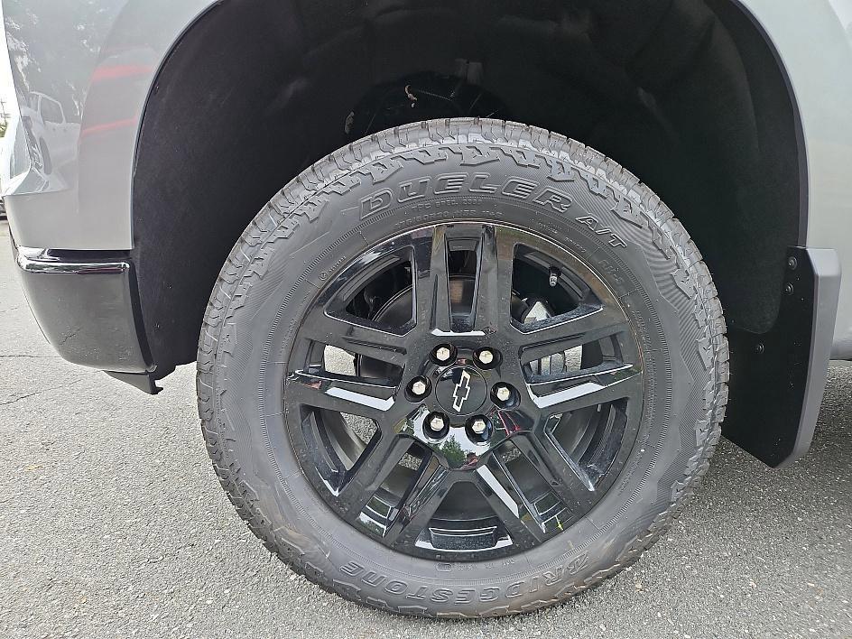 new 2025 Chevrolet Silverado 1500 car, priced at $57,784