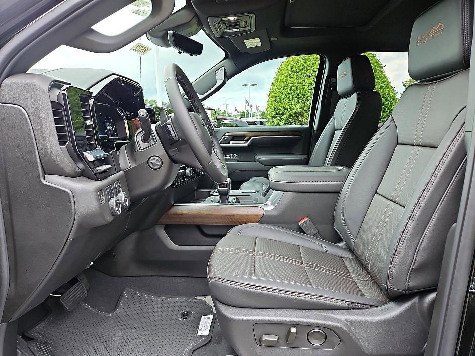 new 2025 Chevrolet Silverado 1500 car, priced at $60,474
