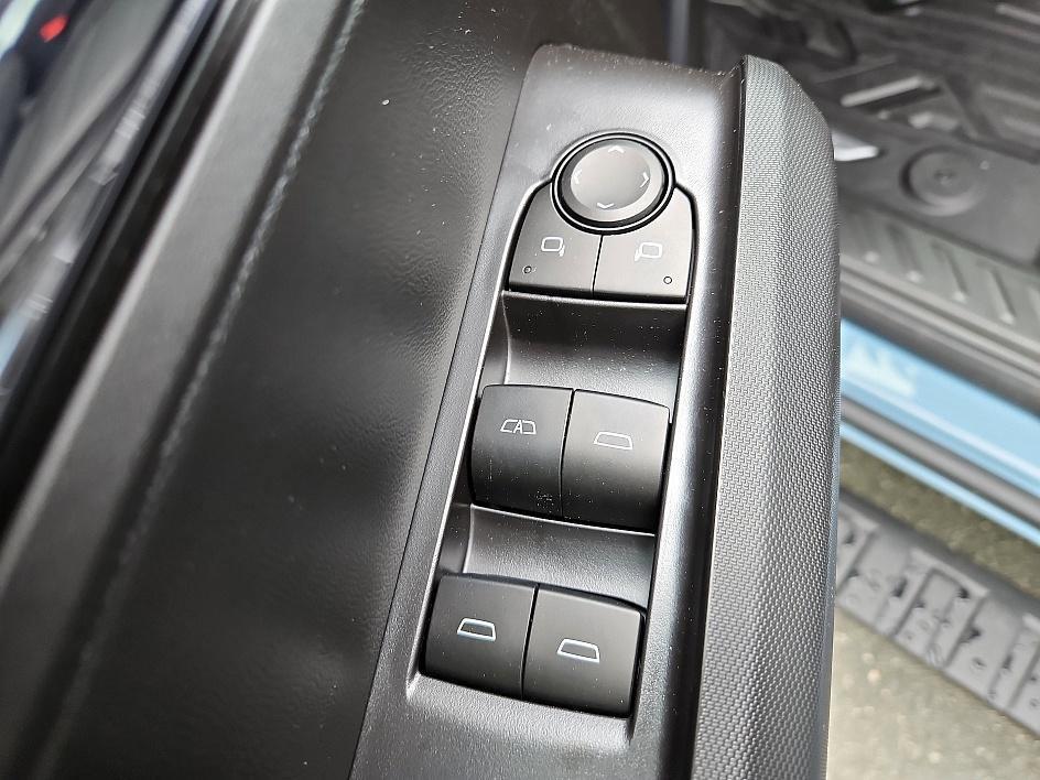 new 2025 Chevrolet Colorado car, priced at $34,975