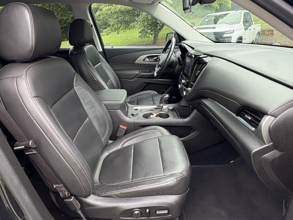 used 2020 Chevrolet Traverse car, priced at $22,628