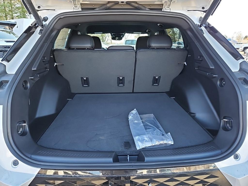 new 2025 Chevrolet Equinox EV car, priced at $46,635