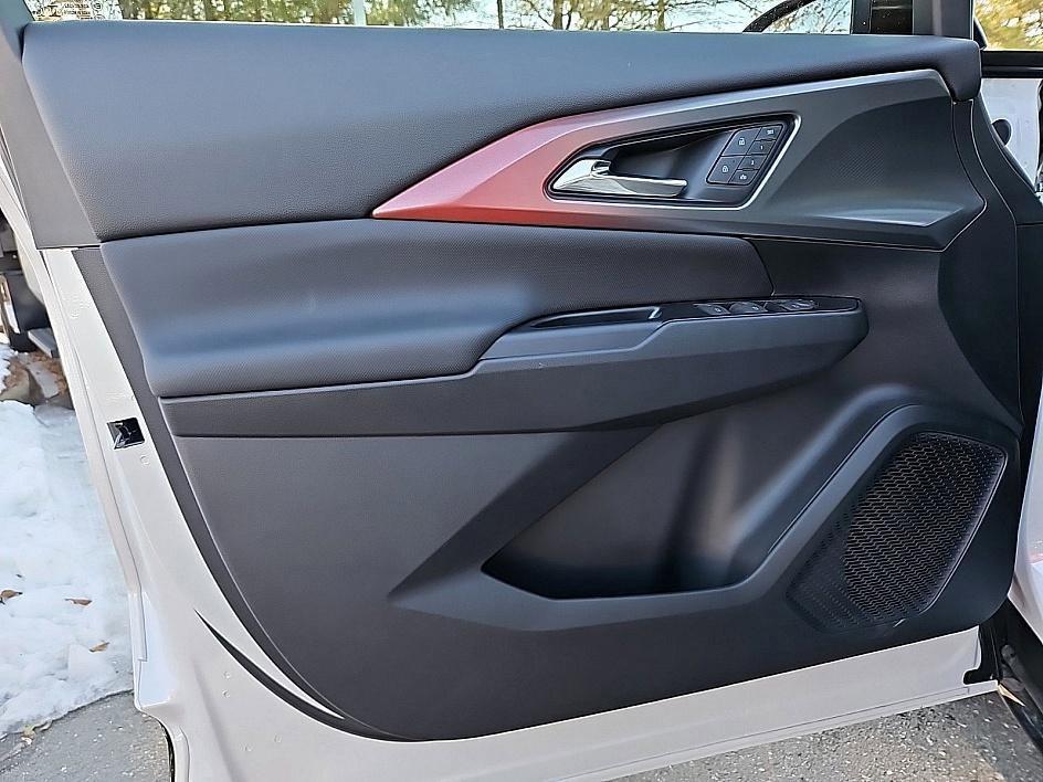 new 2025 Chevrolet Equinox EV car, priced at $47,885